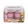Yankee Candle Fresh Cut Roses Ароматна свещ 117,6 гр