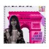 Makeup Revolution London Emily In Paris 12 Jours De Paris Advent Calendar Подаръчен комплект сенки за очи 3 бр. + спирала за очи 1 бр. + гъбичка за грим 1 бр. + фиксиращ спрей 1 бр. + червило 2 бр. + основа за грим 1 бр. + изкуствени мигли 1 чифт + молив за устни 2 бр. увредена кутия