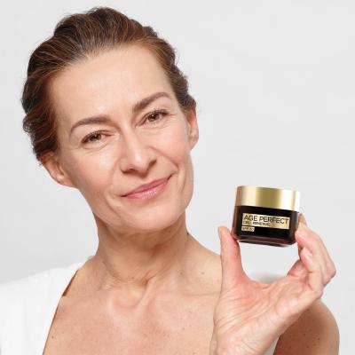L&#039;Oréal Paris Age Perfect Cell Renew Day Cream SPF30 Дневен крем за лице за жени 50 ml