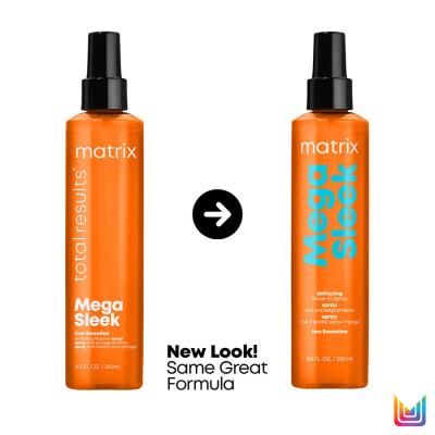 Matrix Mega Sleek Iron Smoother Defrizzing Leave-In Spray За термична обработка на косата за жени 250 ml