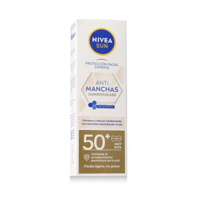 Nivea UV Face Specialist Dark Spot Control SPF50 Слънцезащитен продукт за лице за жени 40 ml