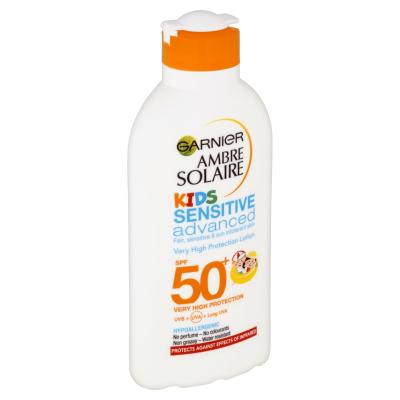Garnier Ambre Solaire Kids Protection Lotion SPF50+ Слънцезащитна козметика за тяло за деца 200 ml
