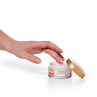 Mixa Extreme Nutrition Oil-based Rich Cream Дневен крем за лице за жени 50 ml