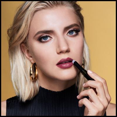 Max Factor Lipfinity Lip Colour Червило за жени 4,2 гр Нюанс 010 Whisper
